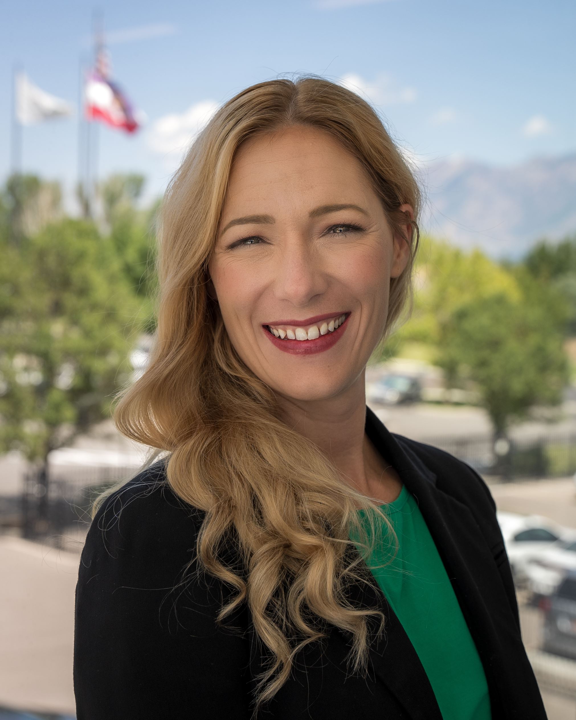 Rachael Van Cleave smiling